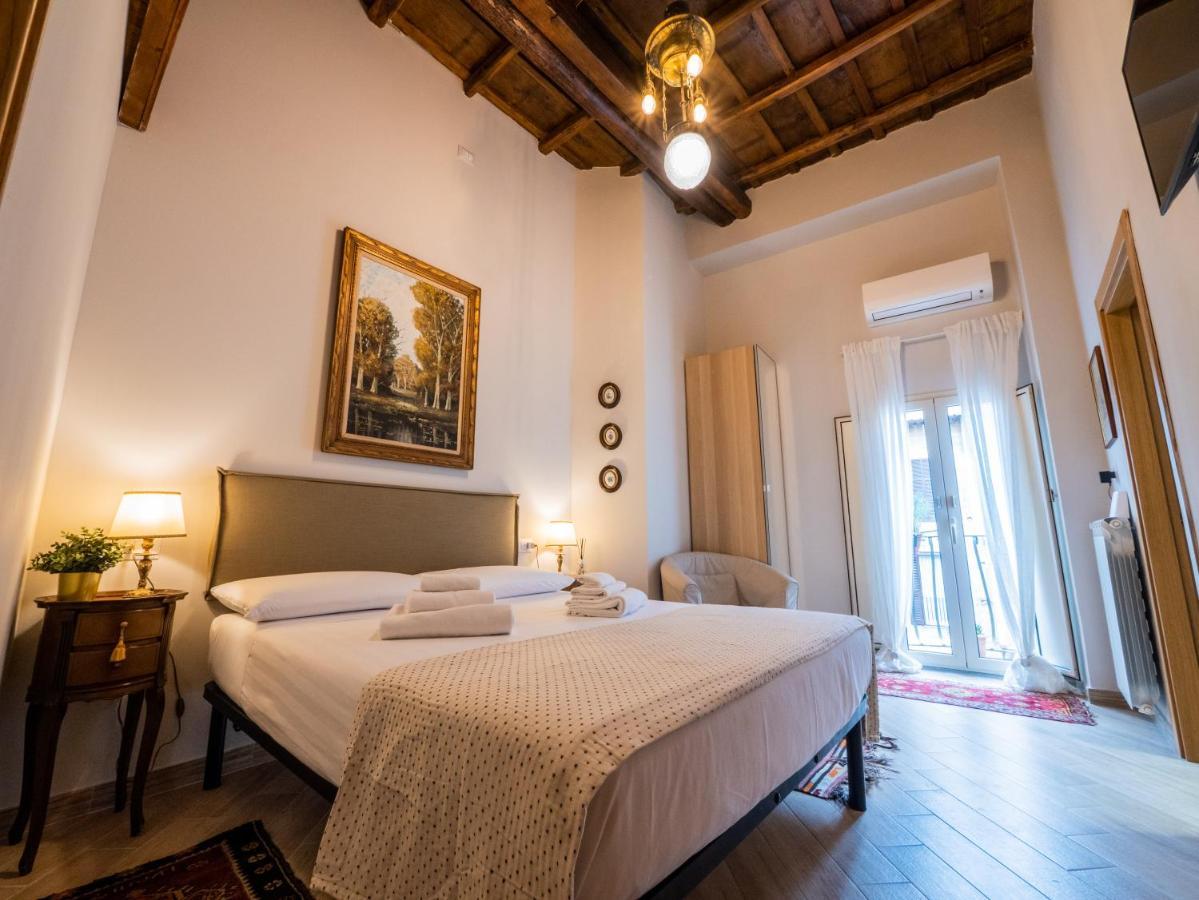 Minerva House Pantheon Apartment